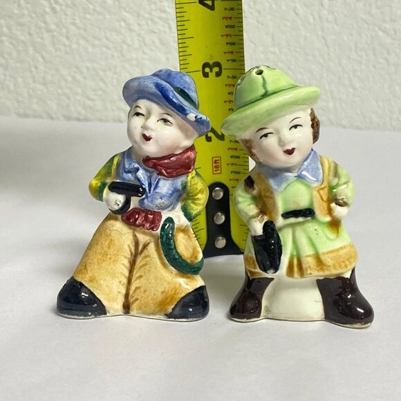 Vintage Cowboy and Cowgirl Salt and Pepper Shaker Set Japan Ceramic Decor - Picture 8 of 8